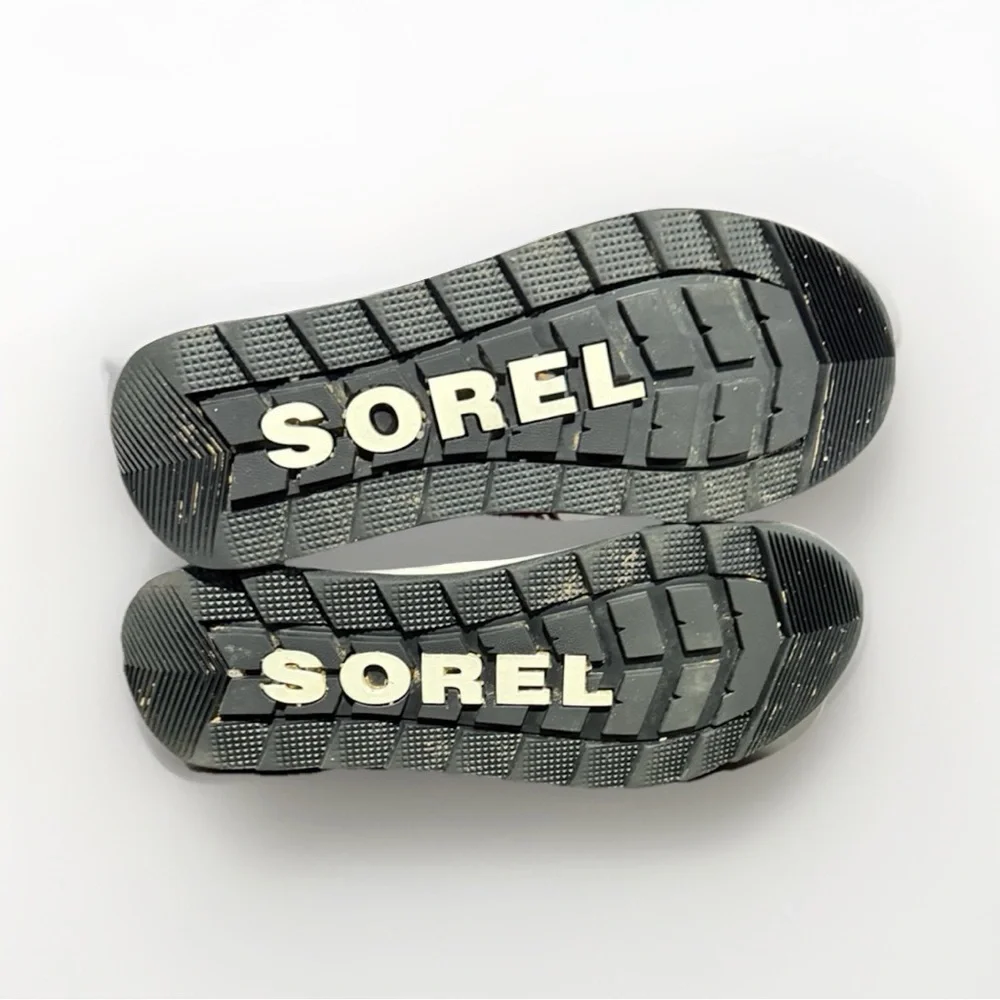 Sorel Whitney II Short Lace Waterproof Winter Boots‎ Burgundy Size 5